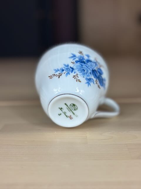 德國 Hutschenreuter 獅牌 金邊咖啡杯